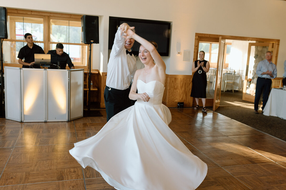 sussex-ski-lodge-wedding-115