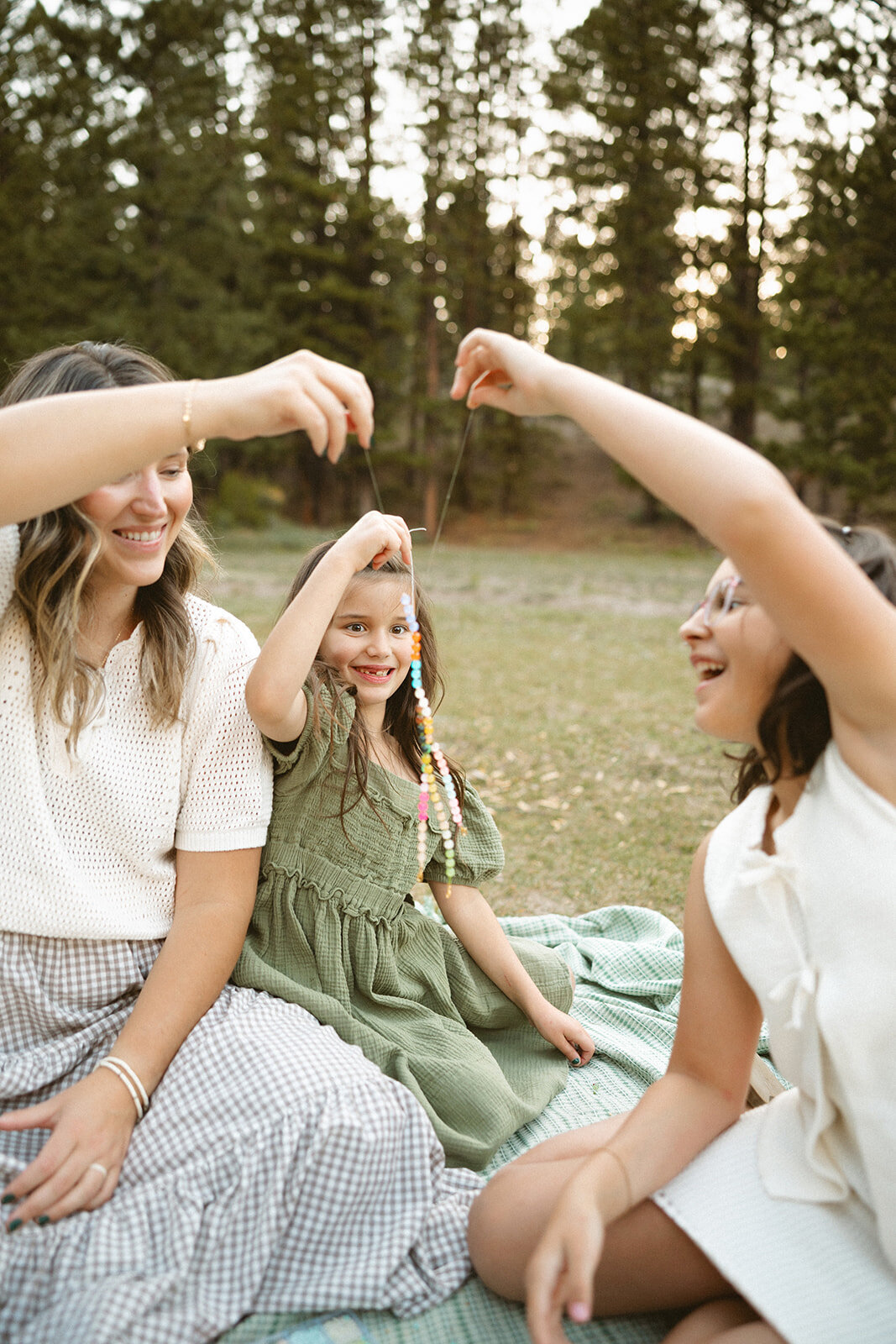 MurrayFamPicnic-MyrnaLoyPhoto-157