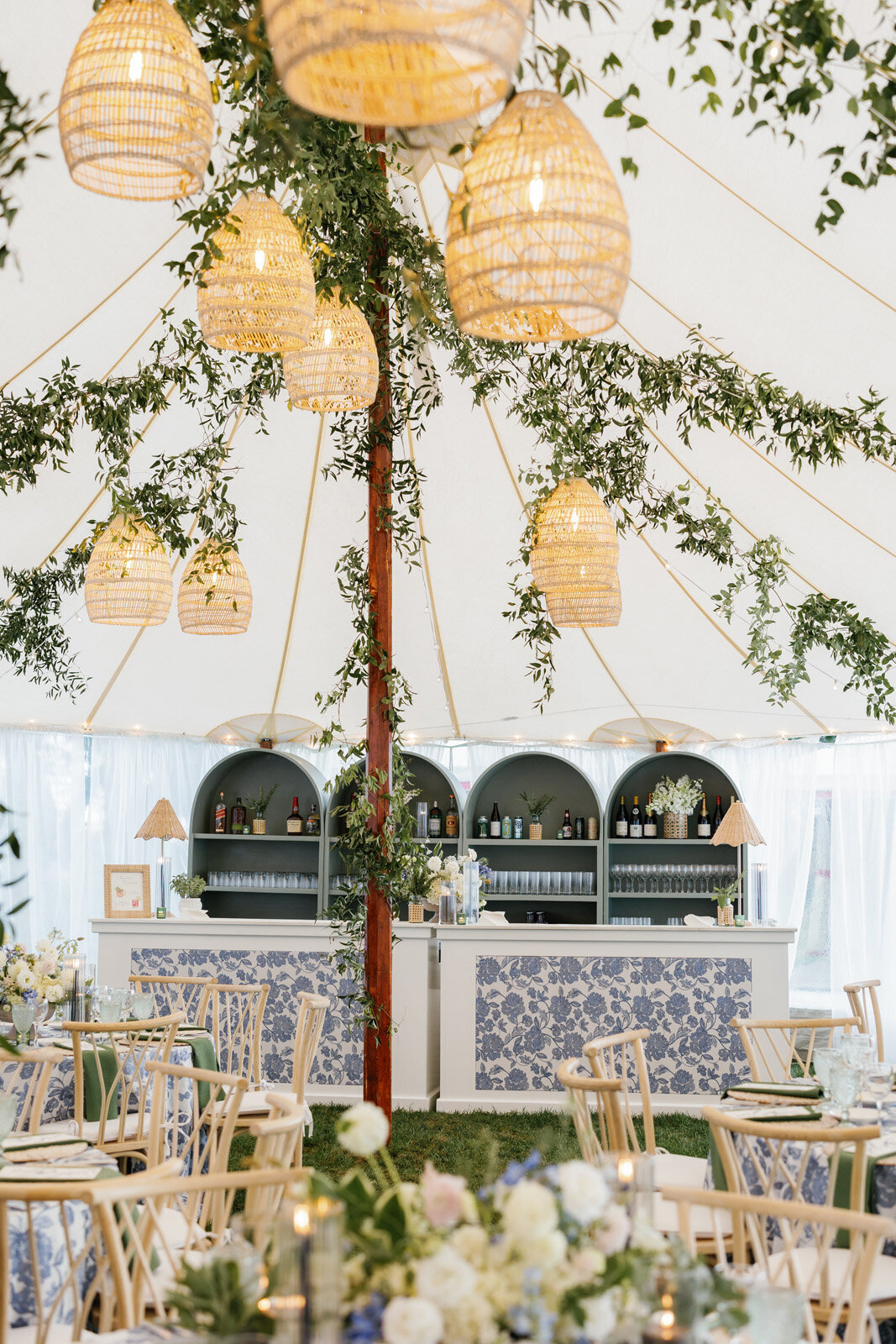Kate_Murtaugh_Events_wedding_planner_Maine_sailcloth_tent_Inn_by_the_Sea