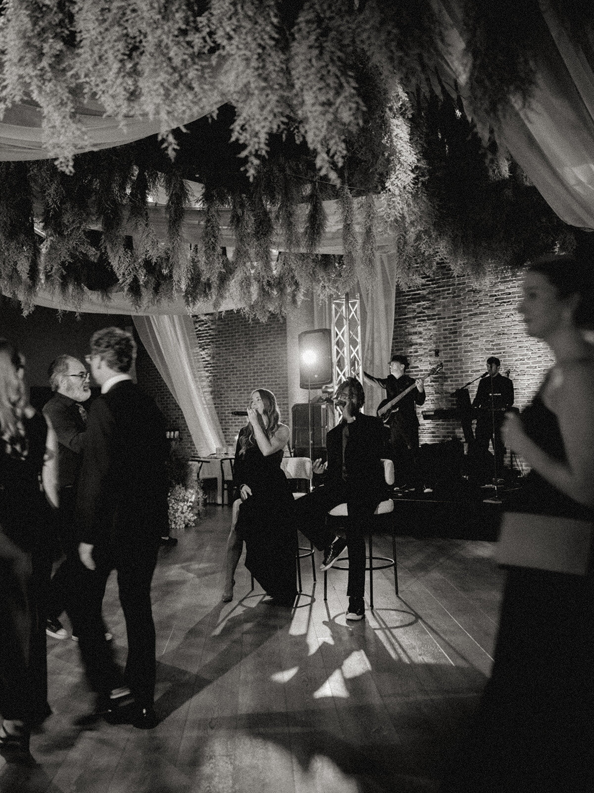 Preview_du_soleil_photographie_erin_dave_fitler_club_wedding_fulton_preview-141