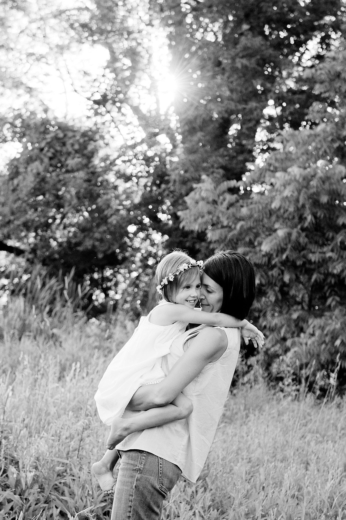 Laura Luft Family Photographer Photography Elba NY  Western NY summer family session white sunset-19