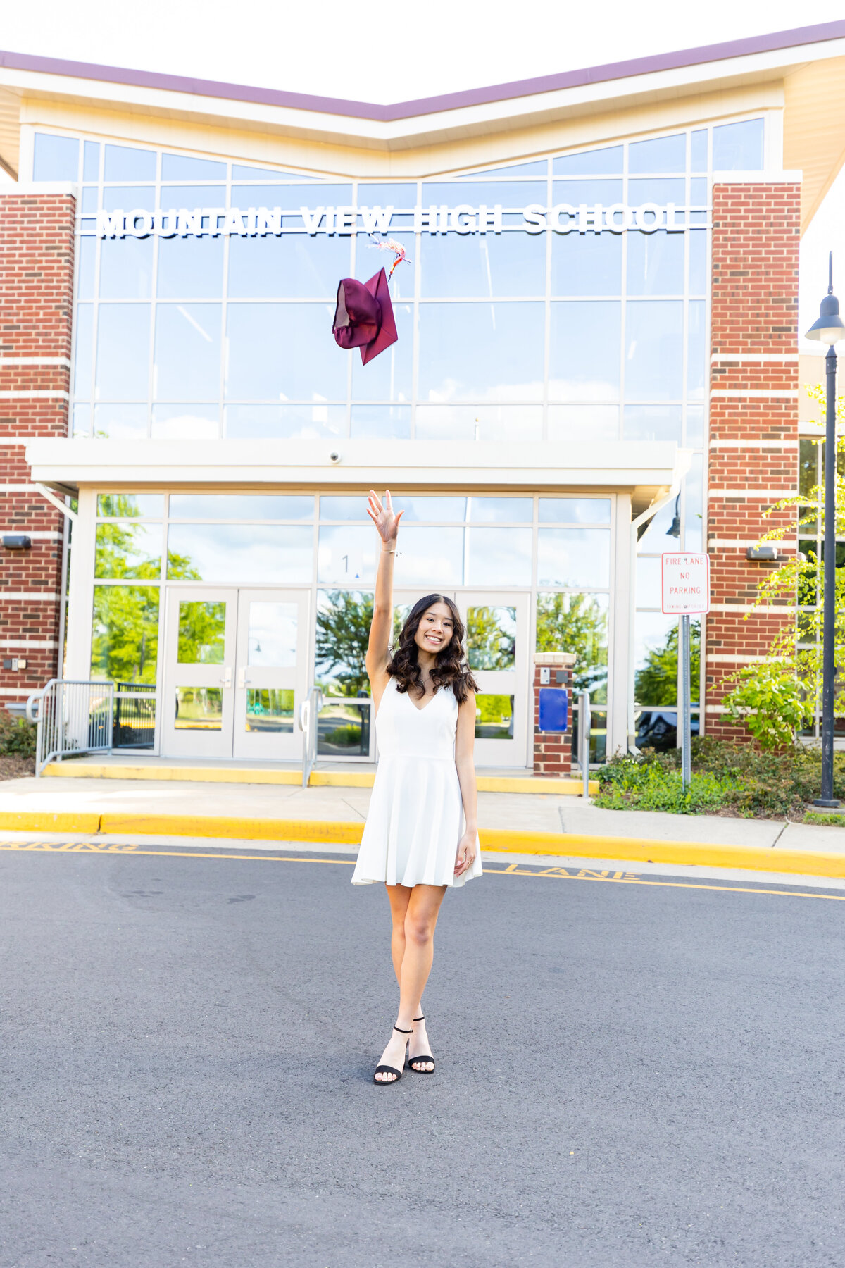 Senior Cap and Gown Photos 00003