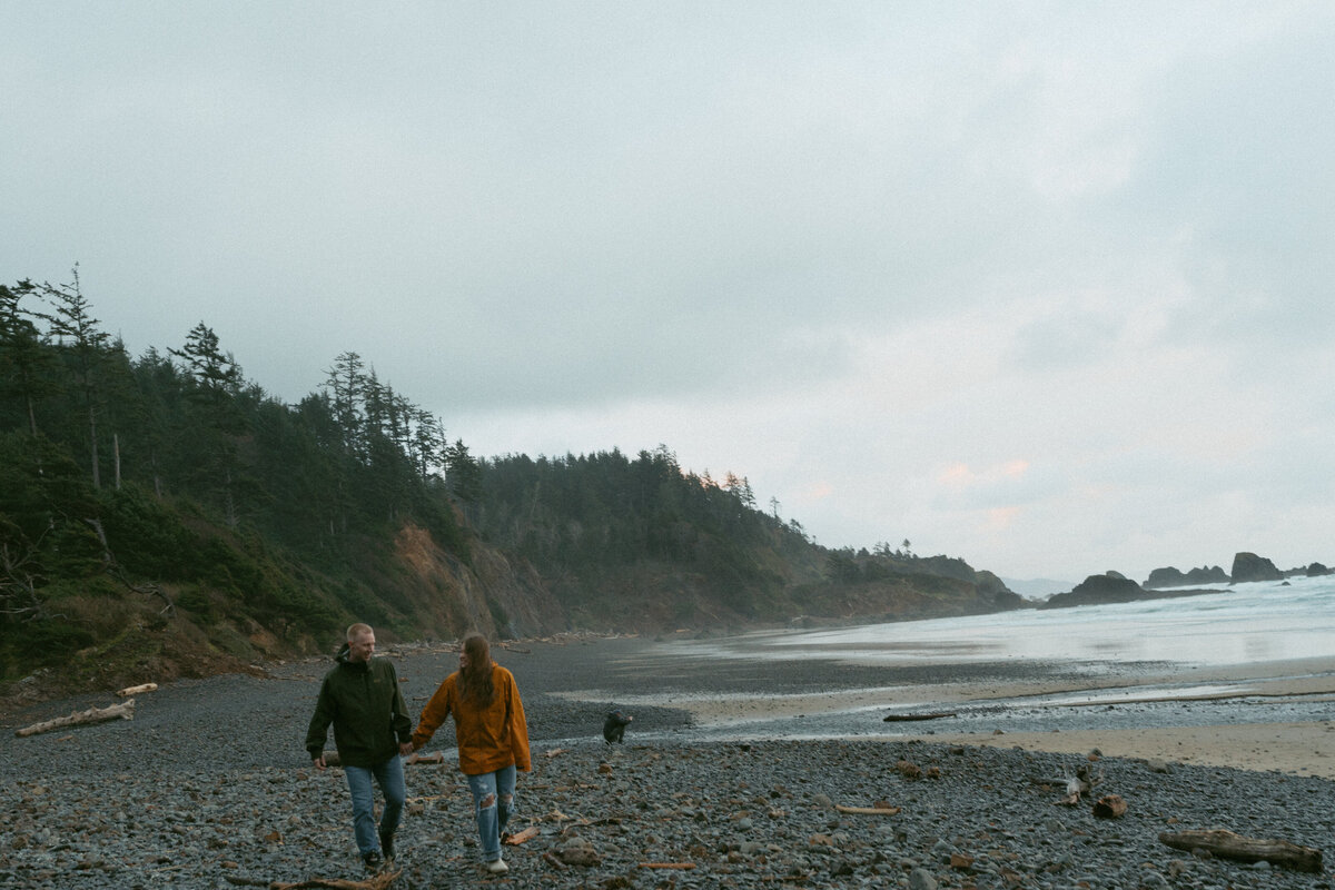 Oregon Coast Couples - lizarrietaphotography-73