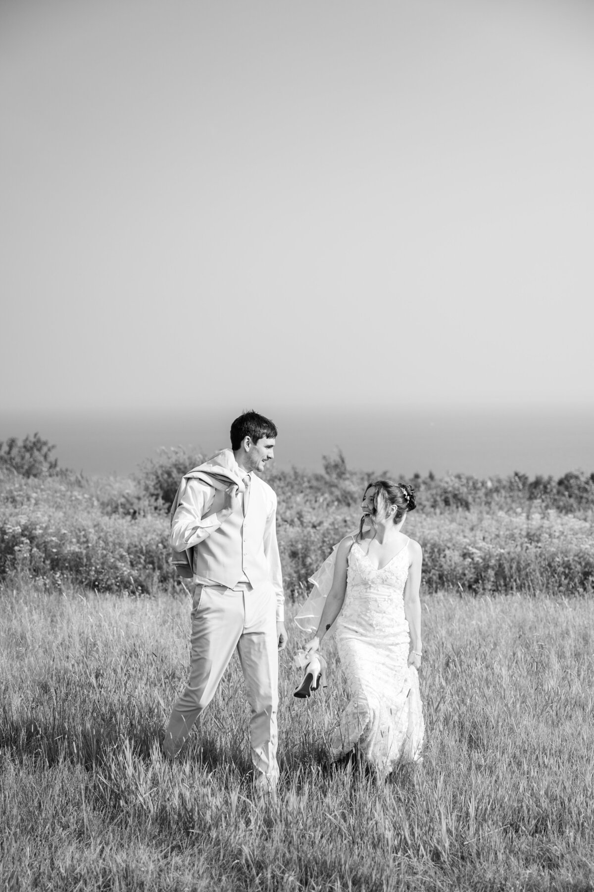 romantic-wedding-day-country-club