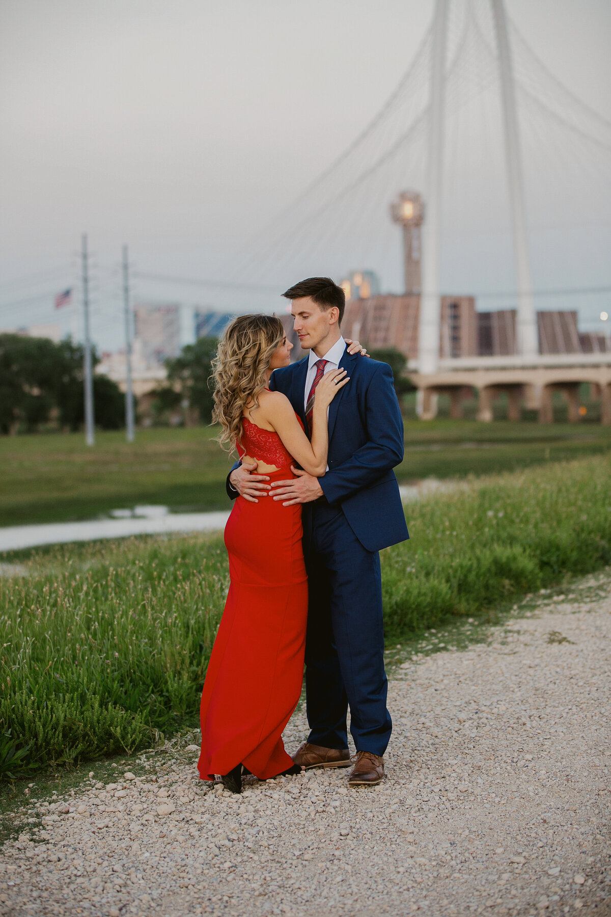Dallas skyline engagement photos Hampton Morrow 0034