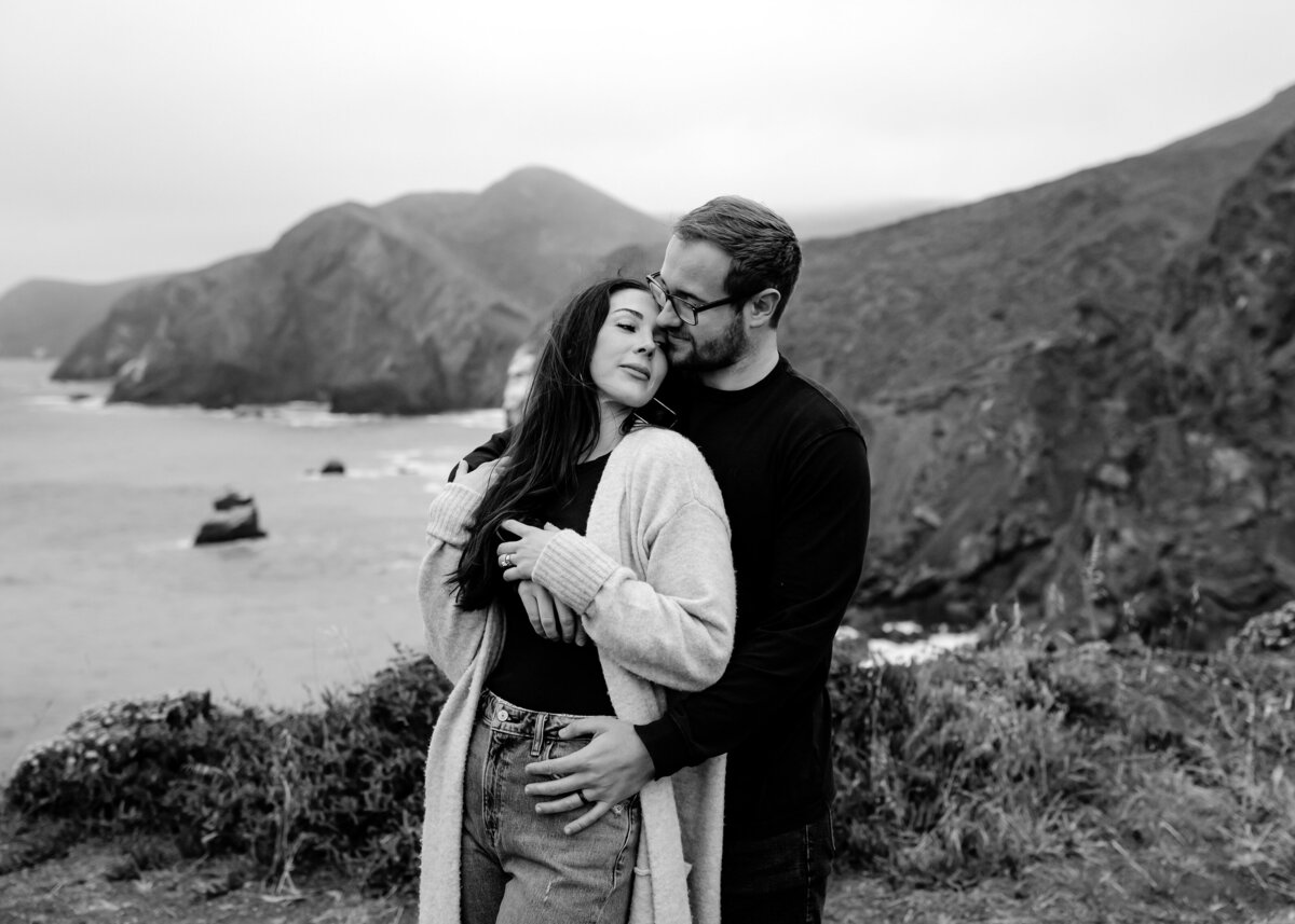 05312023_Makenzie+Gavin_RodeoBeachCA_AnjaJensenPhotography-210