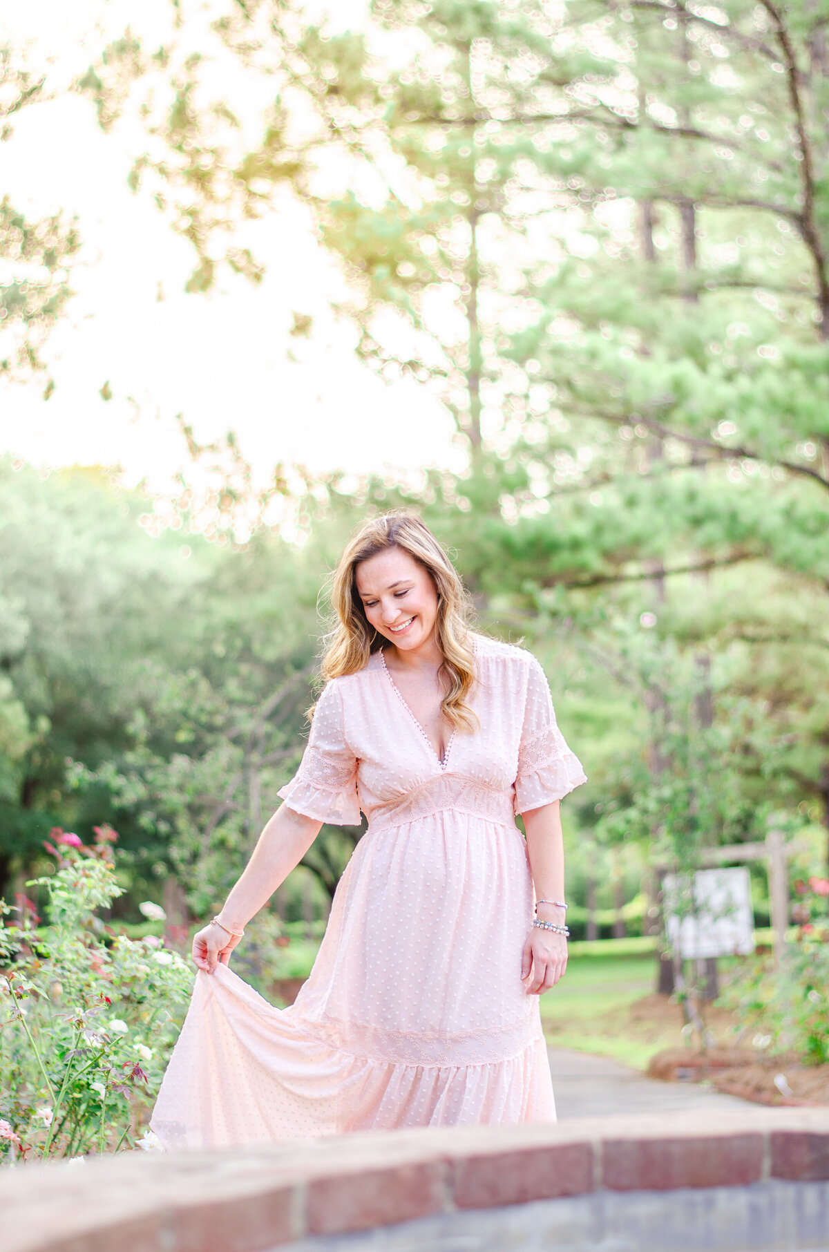 fairytale-princess-in-pink-dress-by-amsterdam-family-photographer