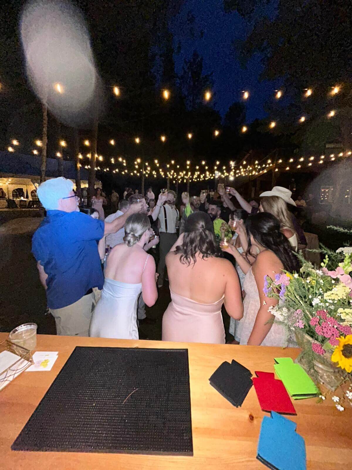 mobile_pop_up_bar_ontario_wedding_cheers