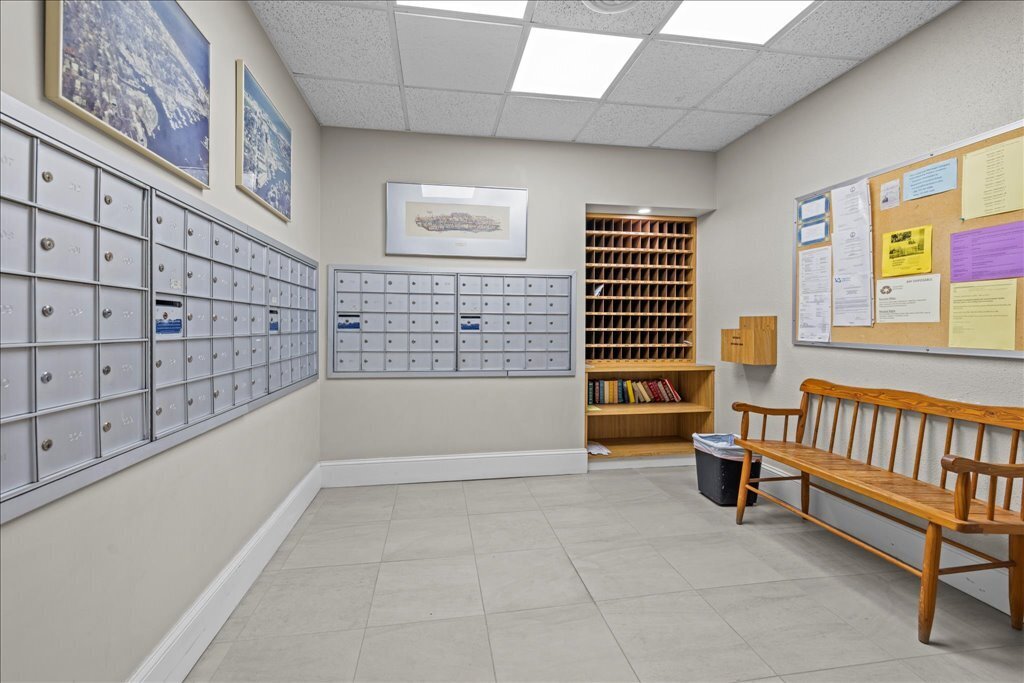 29 Mail Room