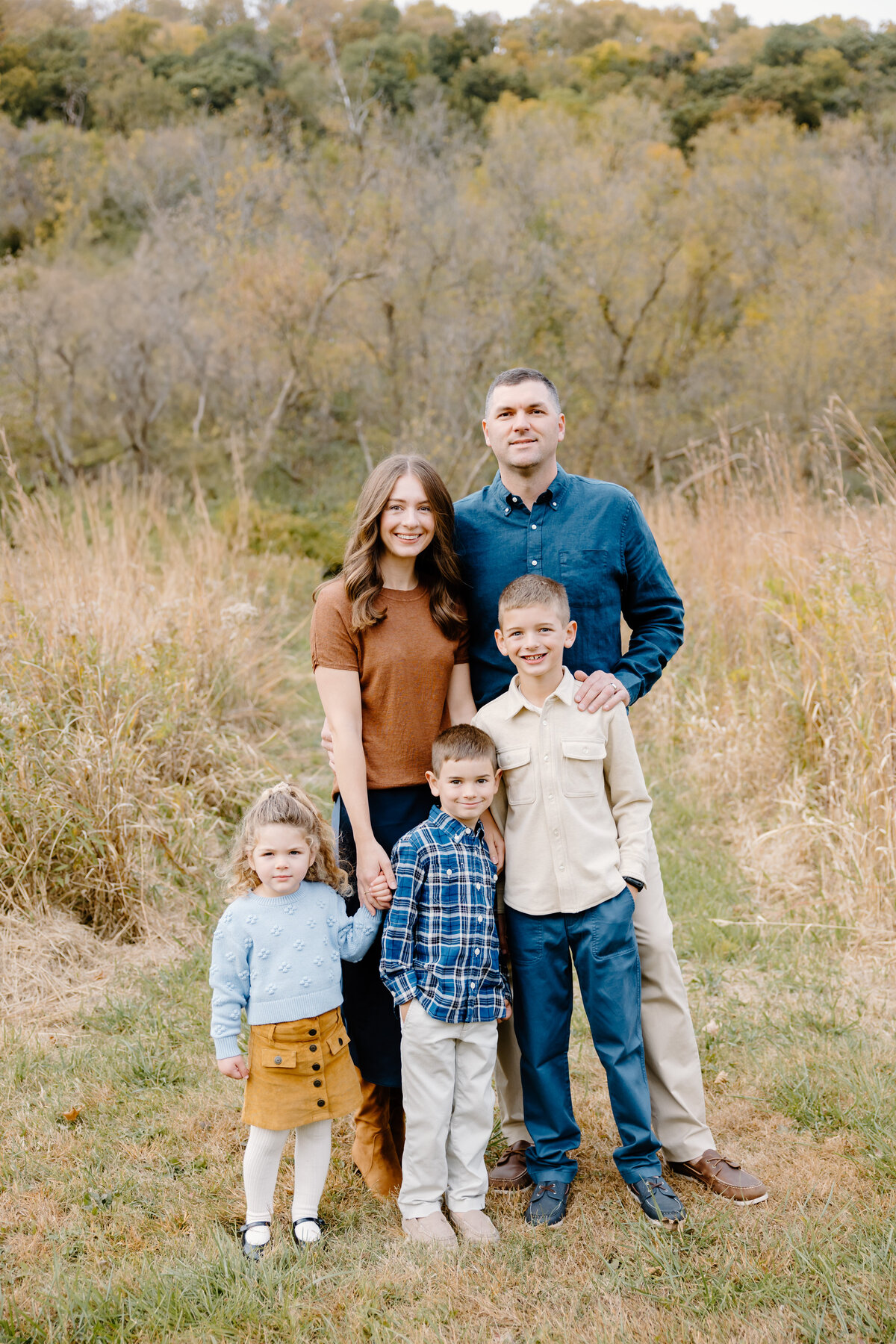 christina_ney_photography_wedding_engagement_lifestyle_photographer_dubuque_iowa_wedding_planning_assistance_adventurous_bold_laidback Family Photography2