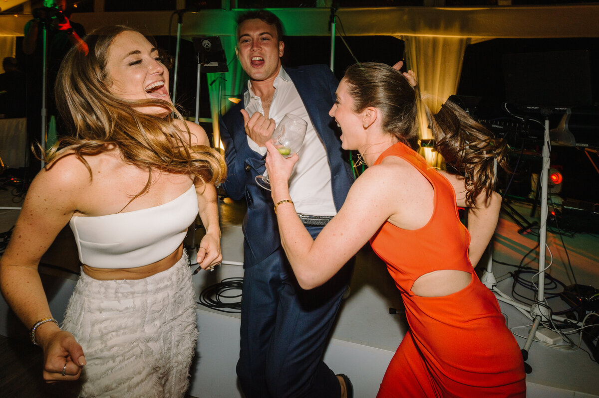 Tara-McMullen-Wedding-Photography-0025