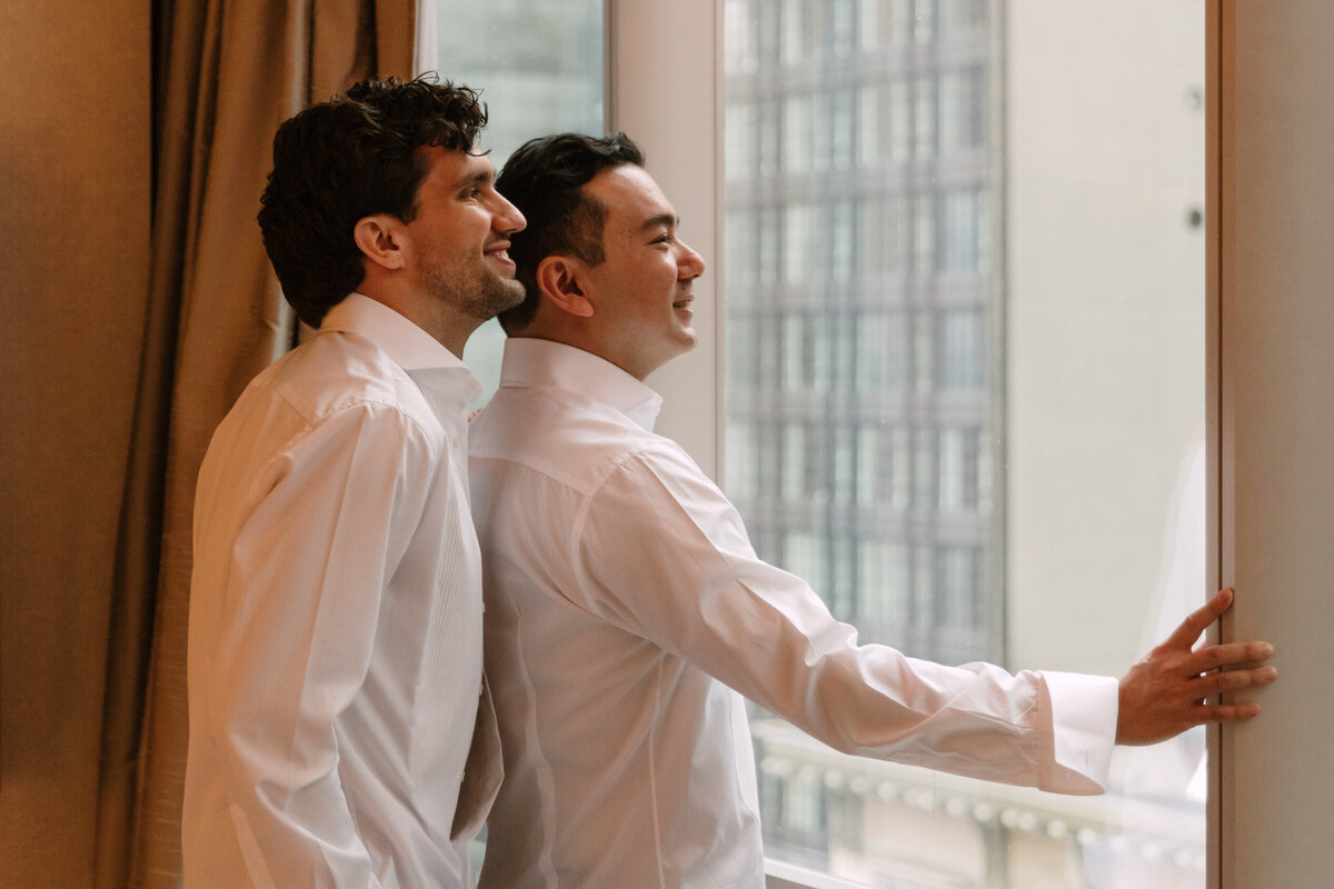 2022_manhattan-romantic-winter-gay-wedding-adam-griffin-photo-2