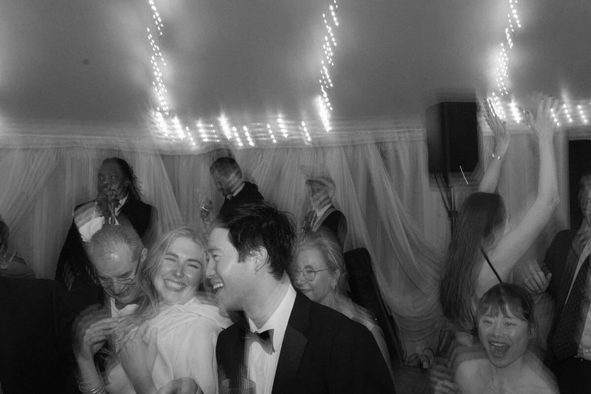 summer-wedding-block-island