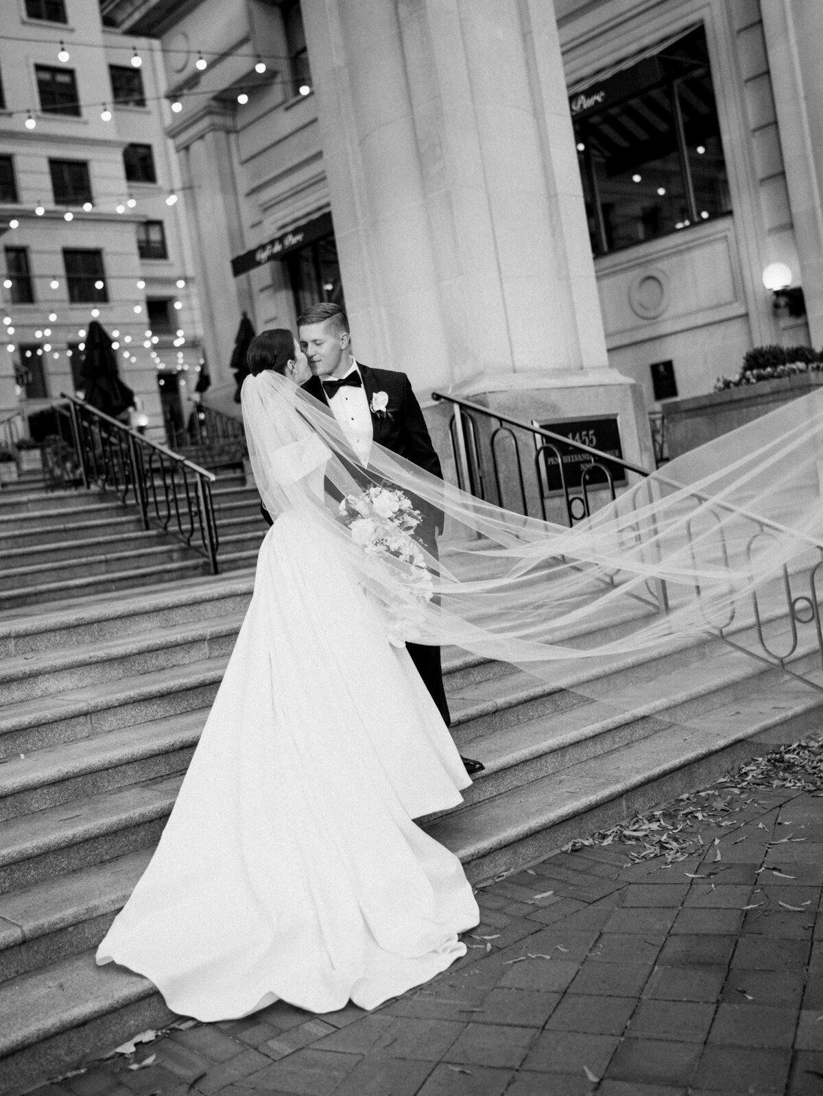 Danielle-Defayette-Photography-The-Willard-Wedding-DC-638