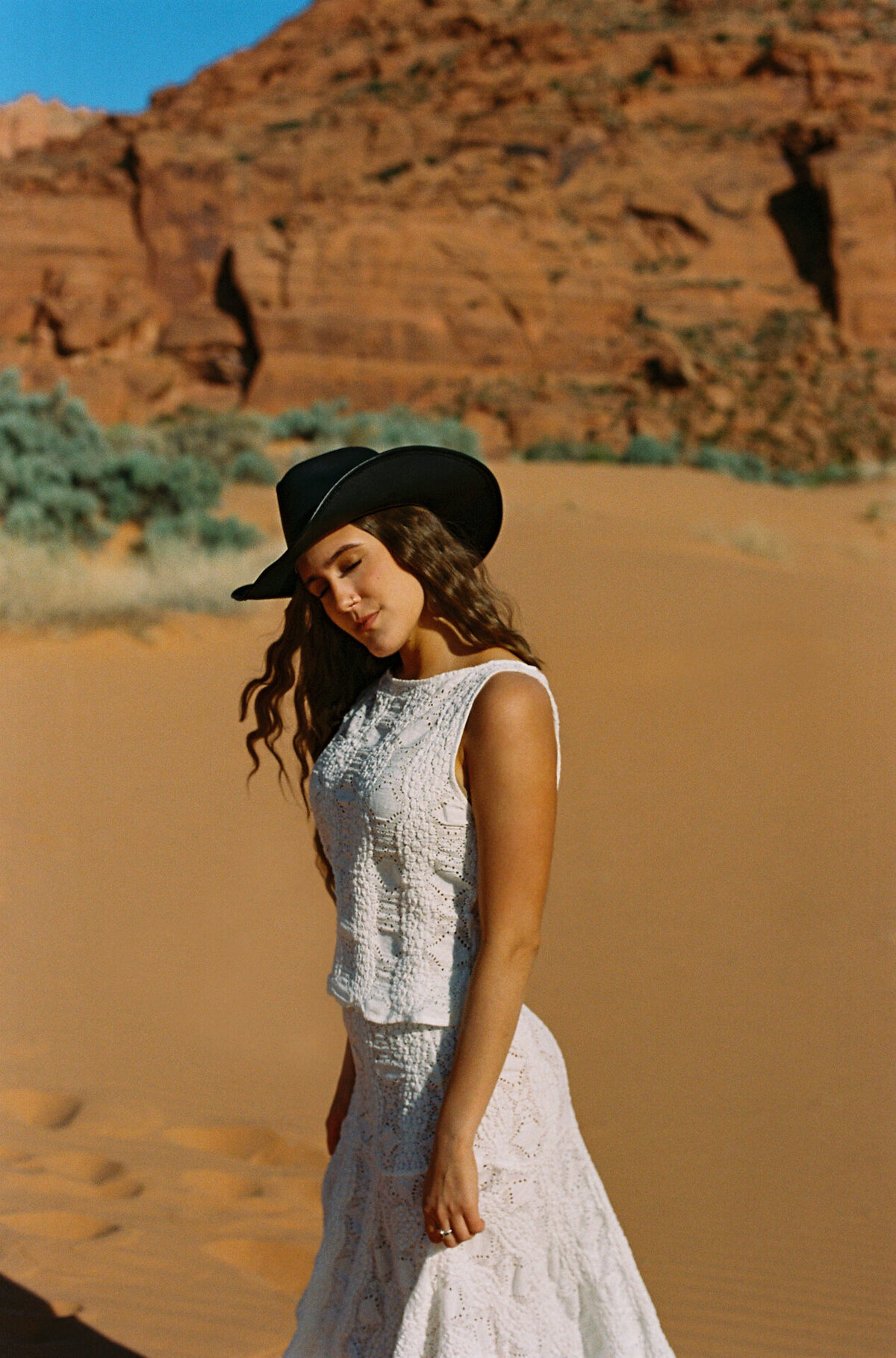 Belen and Virginia 18