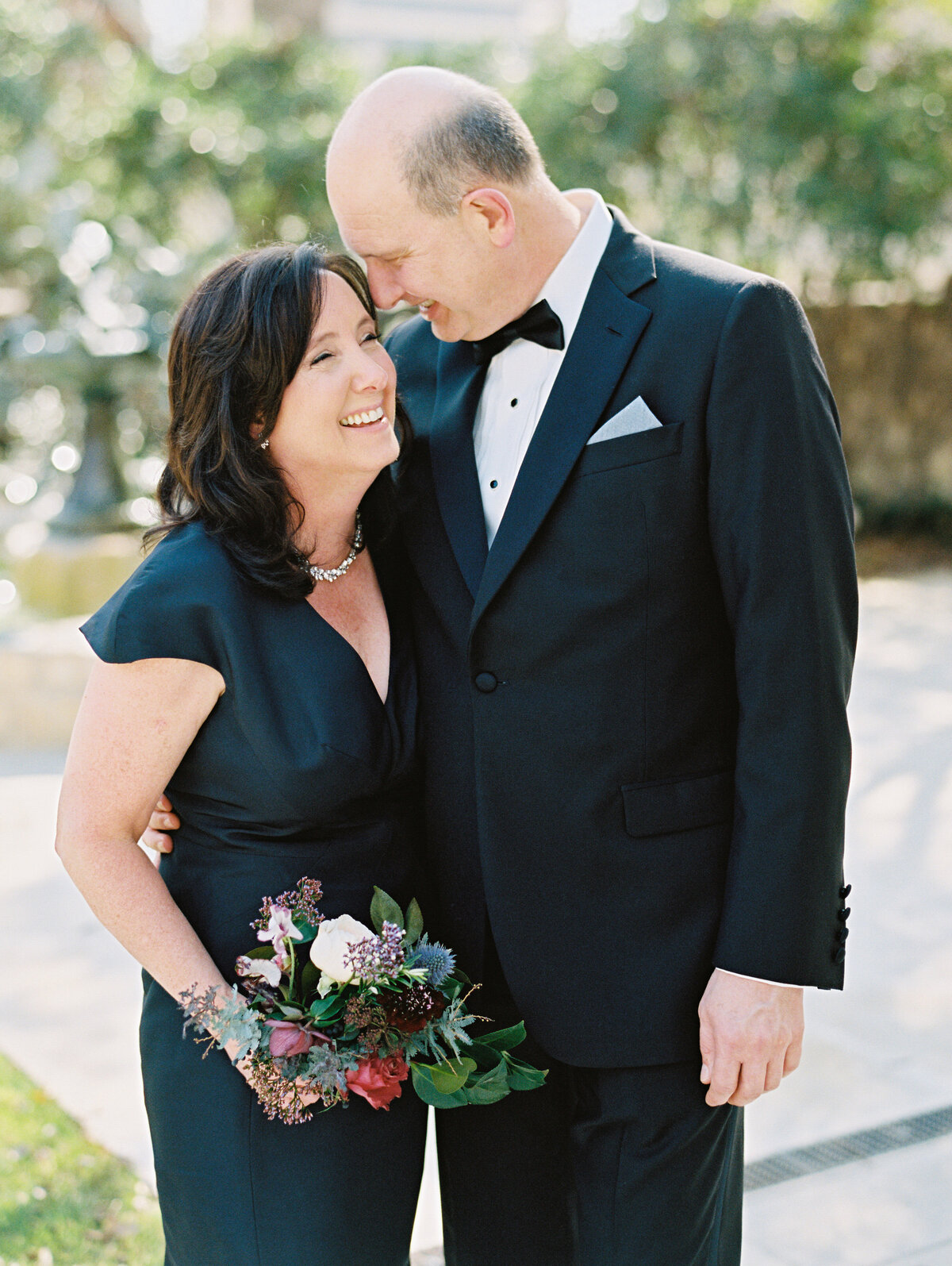 04-max-owens-design-jewel-toned-wedding-MOB-bouquet