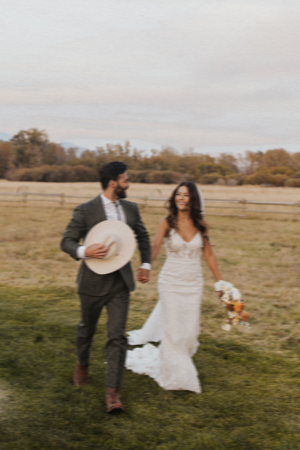 firelight-farms-wedding-boxeman-mt-planned-by-elysian-events-16