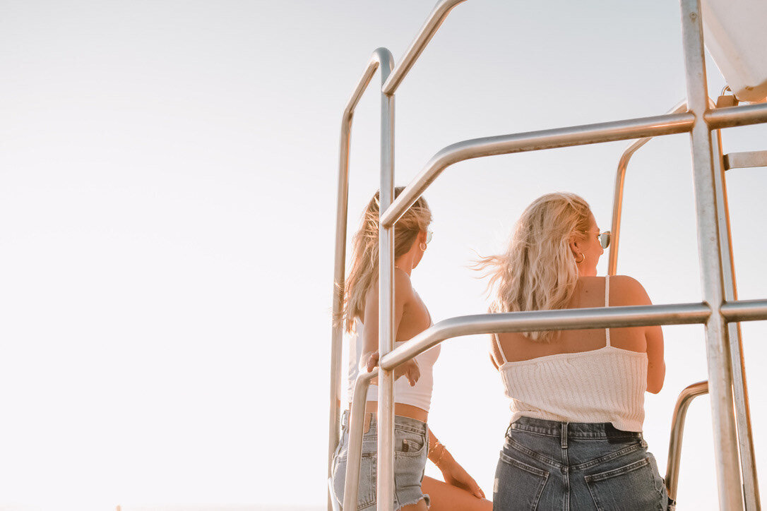 Aesthetic-driven visuals featuring women, aligning with the In The Ivy collective.