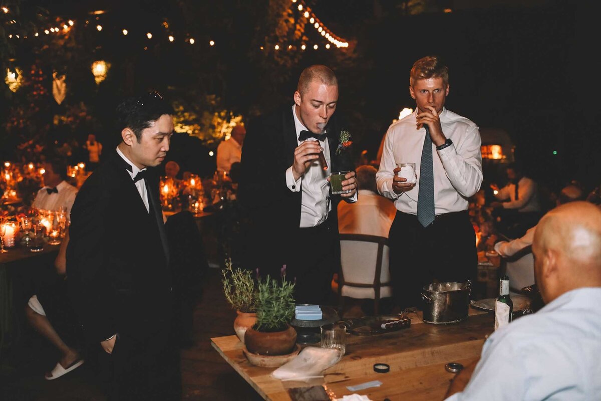 jaclyn-fisher-events-planning-colorful-summer-garden-wedding-in-nyc-154
