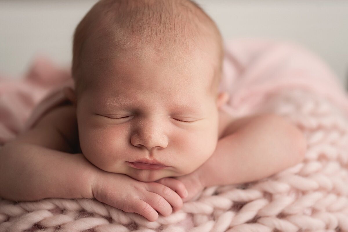 cleveland-newborn-photographer_0022