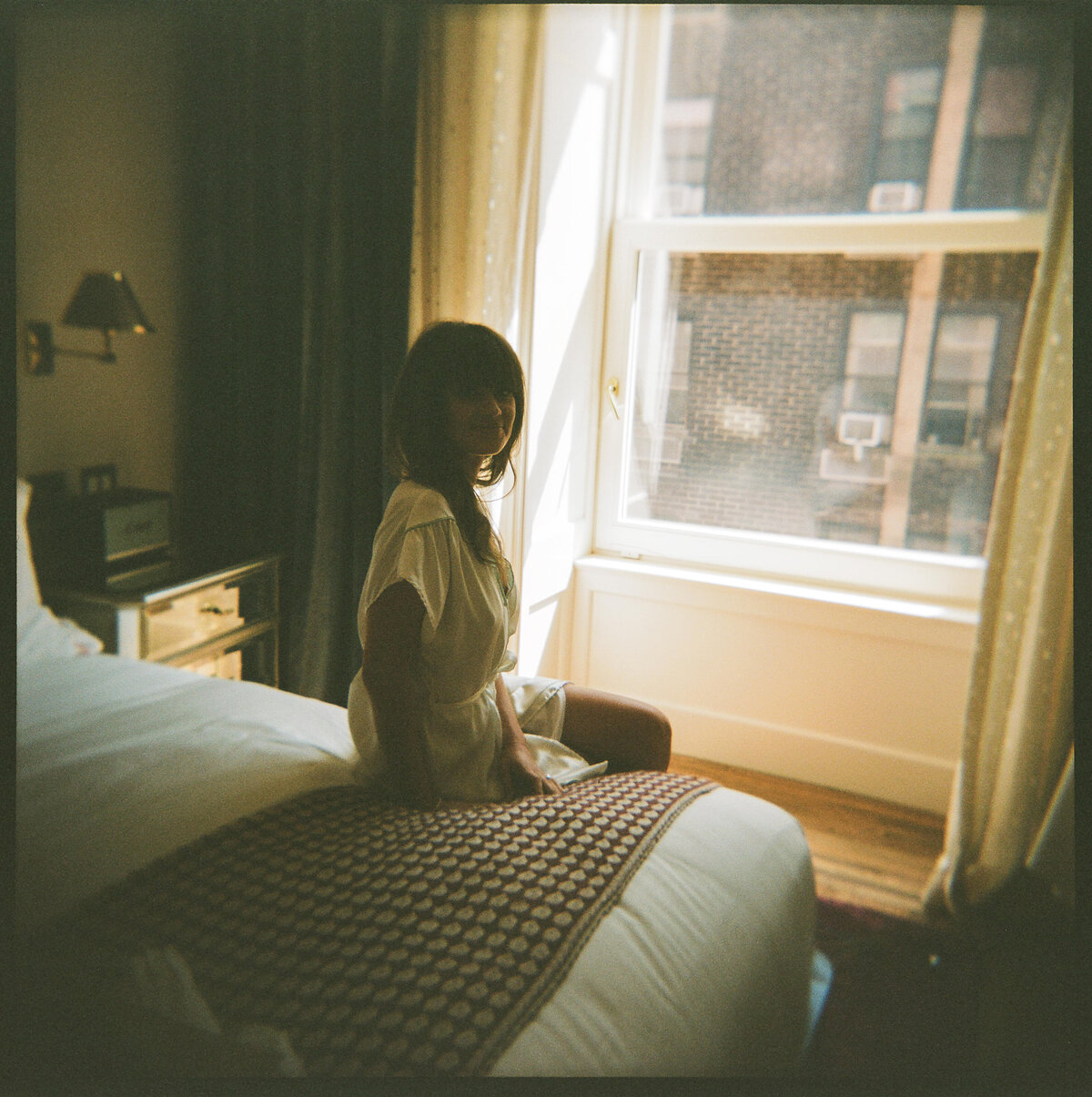 hotel-chelsea-wedding-madeleine-elliott-009