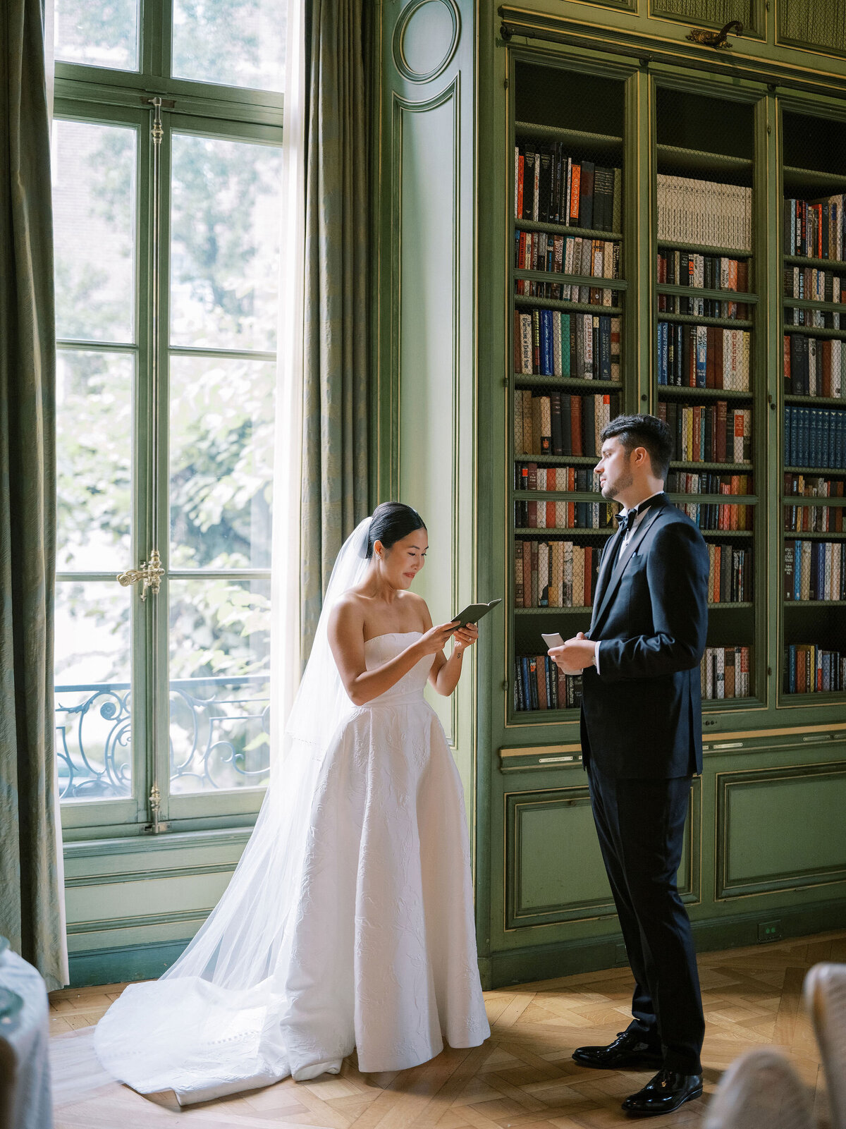 Vicki Grafton Elevated DC Wedding Photographer Meridian House 049