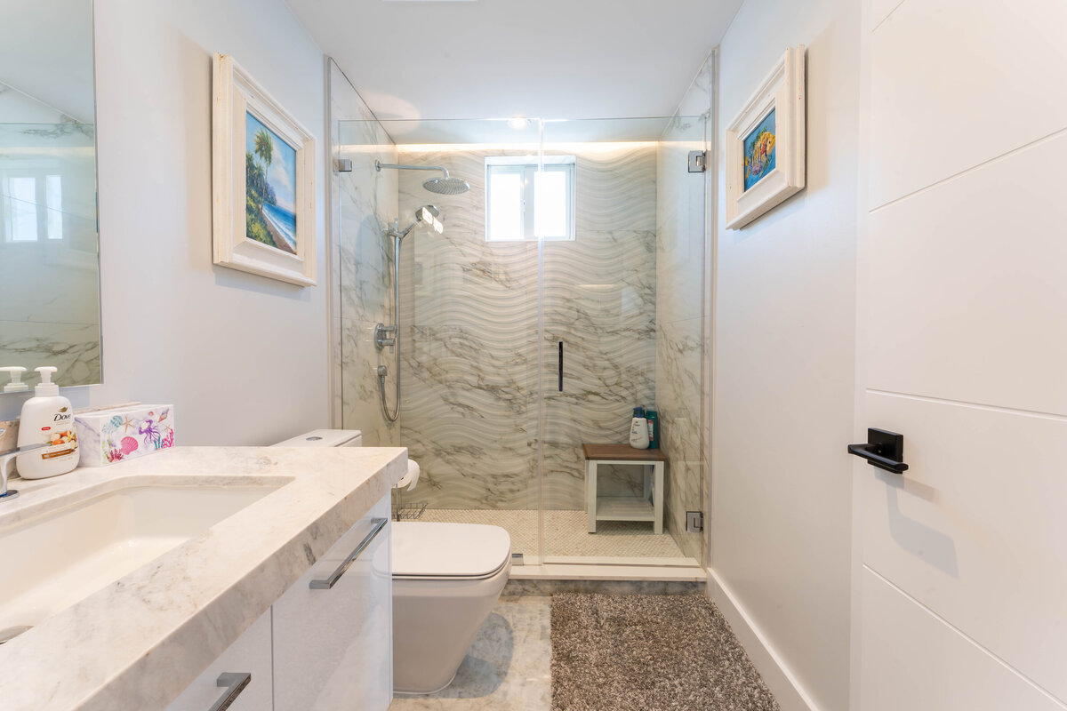Bathroom 3 (1)