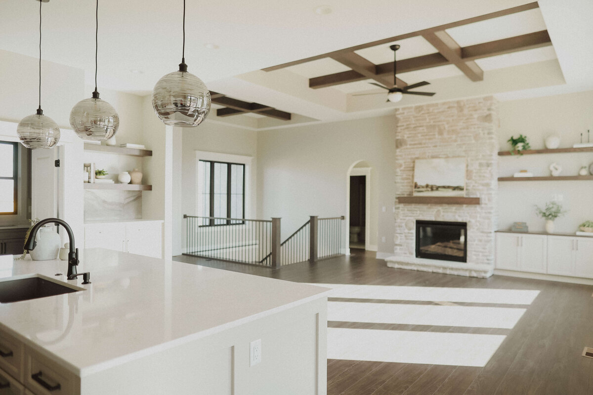 2425-Livingroom-Linden-Central-Iowa-Custom-Home-JRL-Builders-3F1A1692