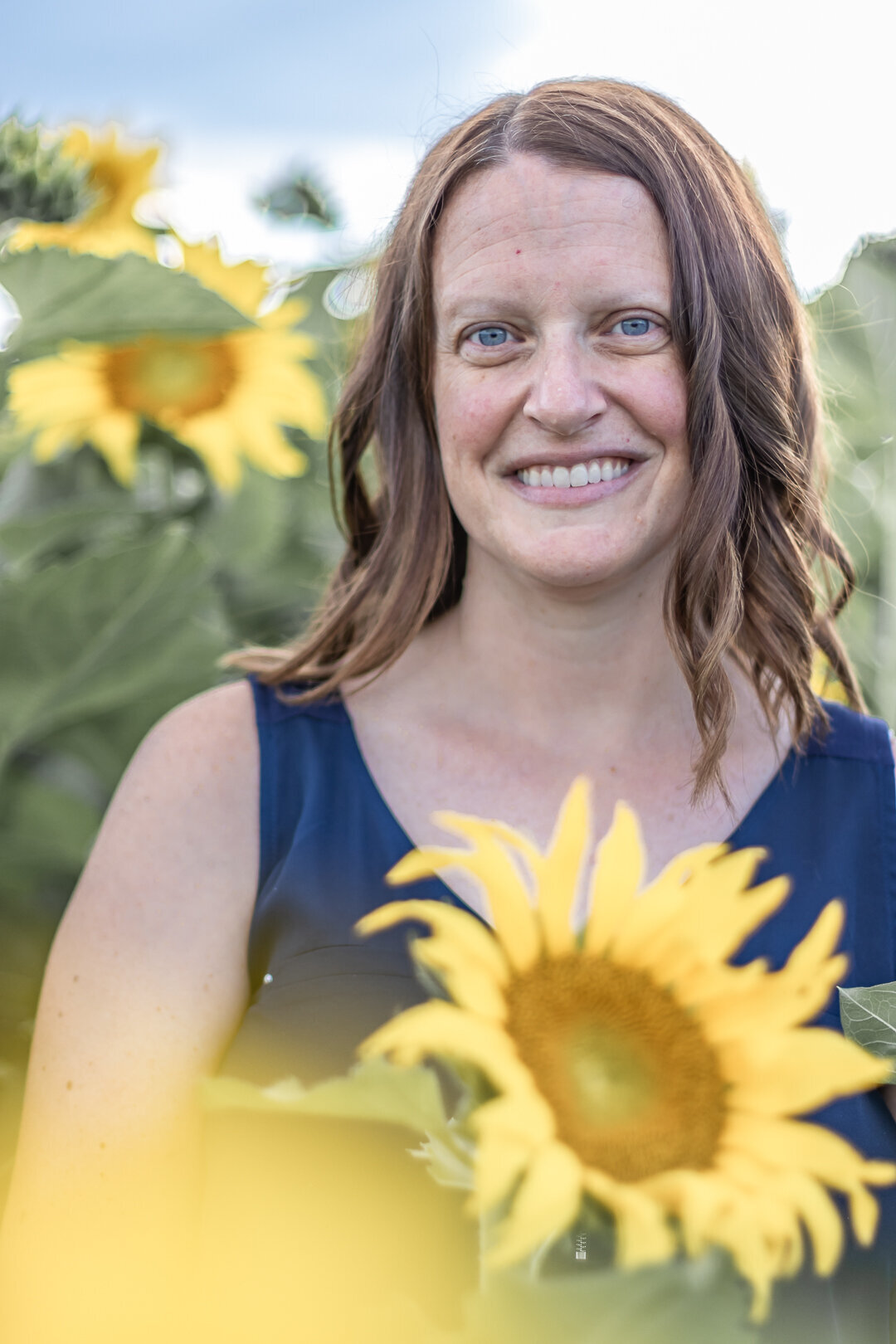 2022SinklandFarms-Sunfllower-Festival_family_mom-son-photos_social-media_website-3338