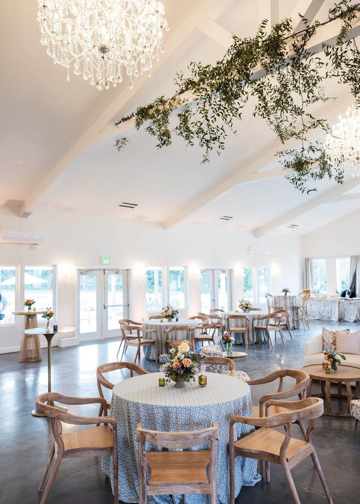 Beams-Greenery-Crystal Chandeliers-The-Legacy-at-Willow-Pond.JPG