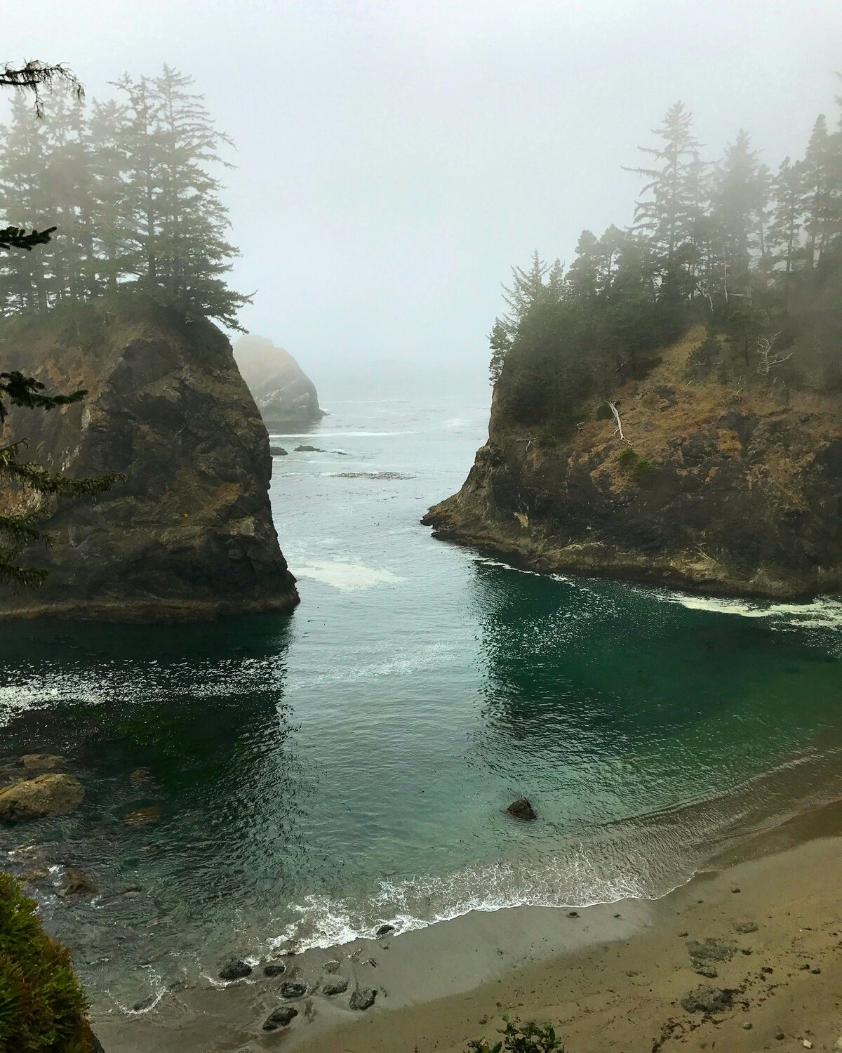 pexels-theadventuretravelers-6600889