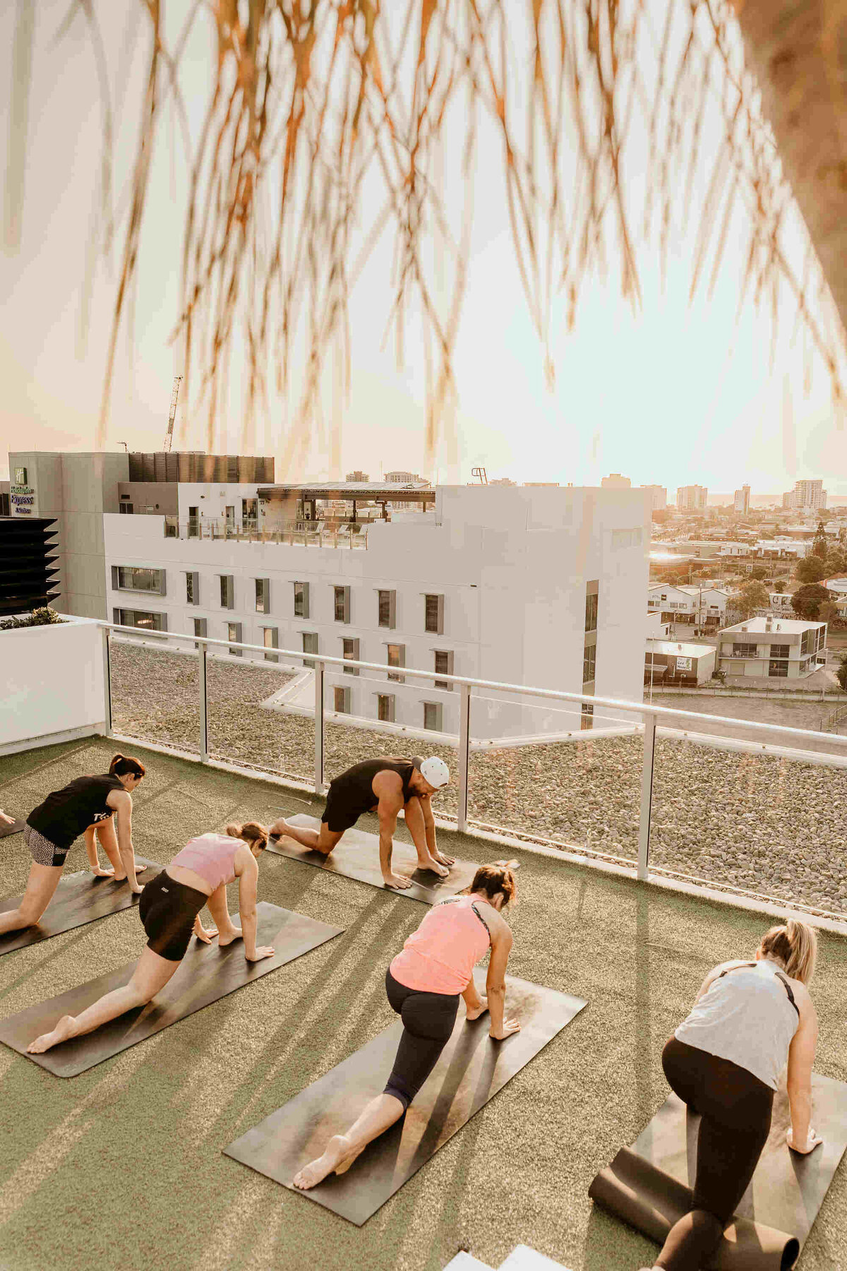 rooftop yoga at flowst8 Maroochydore