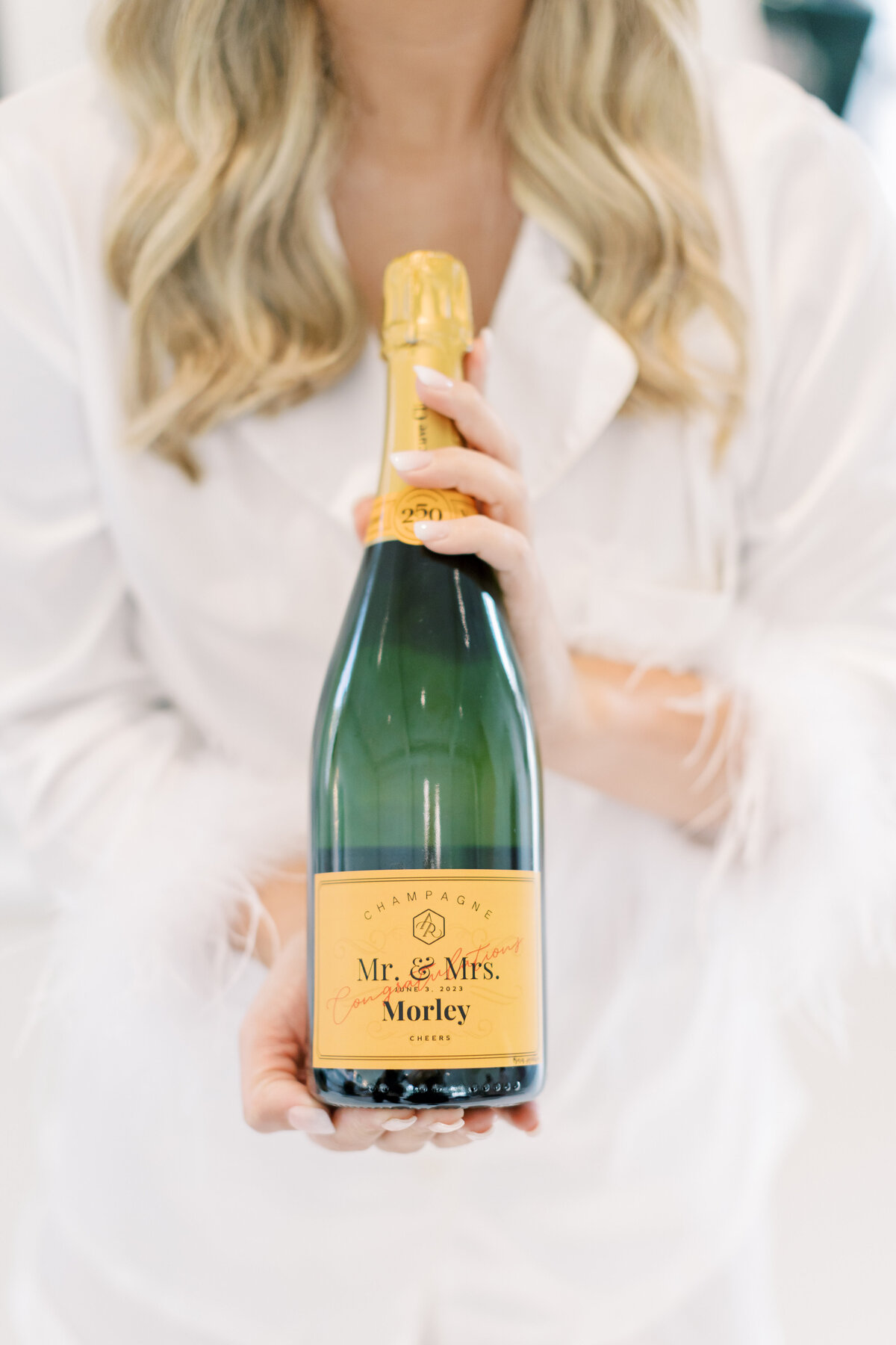 Hannah-and-Kyle-Wedding-Preview-Emily-Nicole-Photo-21