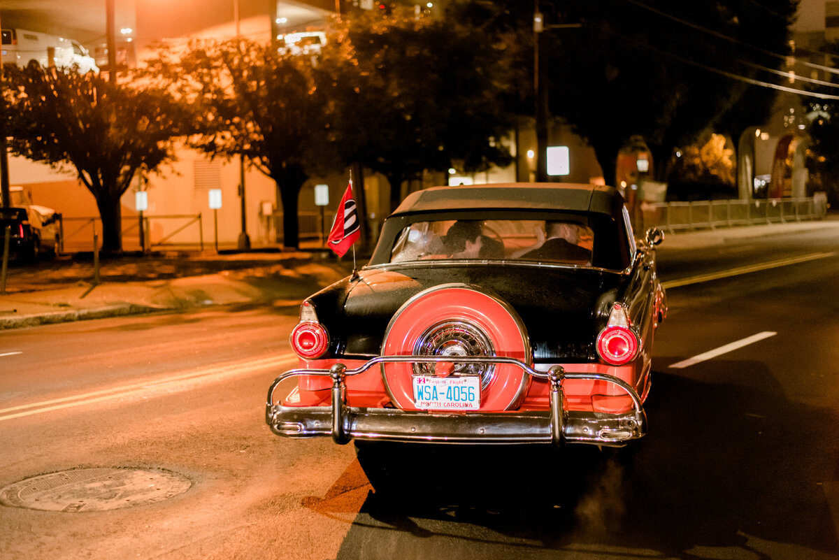 tinted-events-design-and-planning-atlanta-wedding-planner-city-wedding—Linda-Threadgill-Photography-tintedevents.com-720