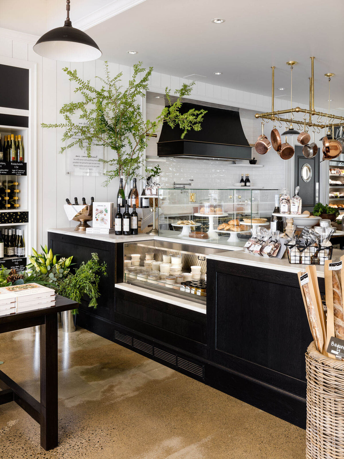 2B-butcher-block-copper-pot-french-range-open-shelving