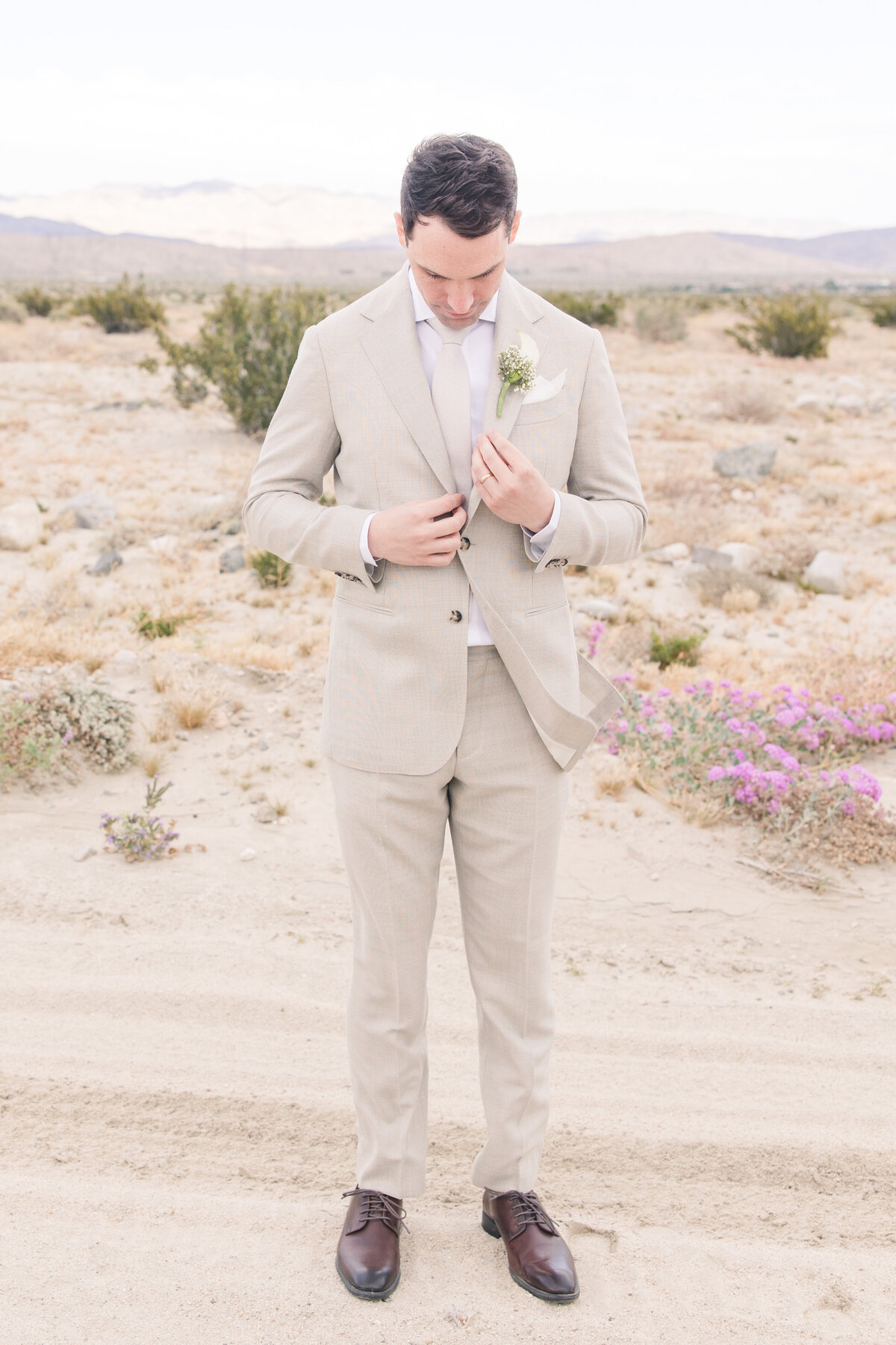 The Estate at Via Las Palmas Palm Springs Light and airy spring wedding southern california wedding venue luxury photography-195