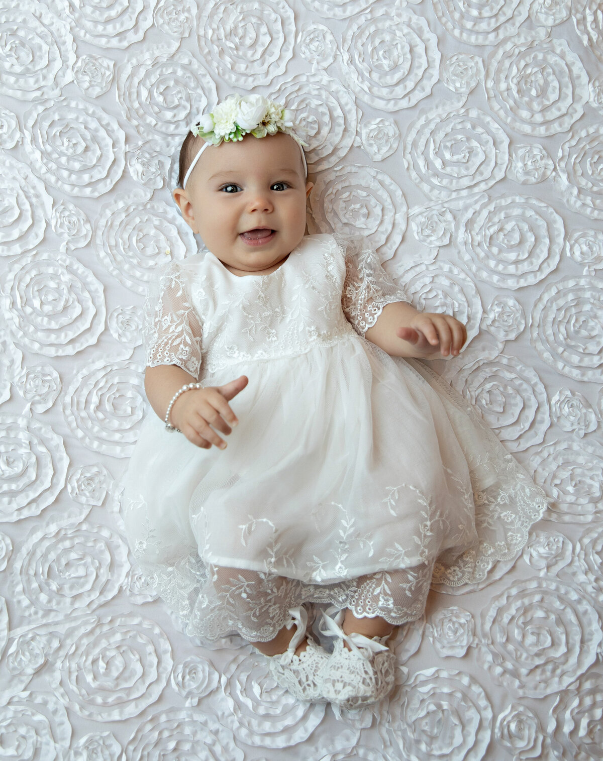 newbornbabybestphotographertudiofamilybirthdaynewbornboyamilynewborngirlfirstbirthdayportraiturephotographystudioportraitsnewborngirlboyfamilyEvaMaganaPhotographychildphotographer (2 of 6)