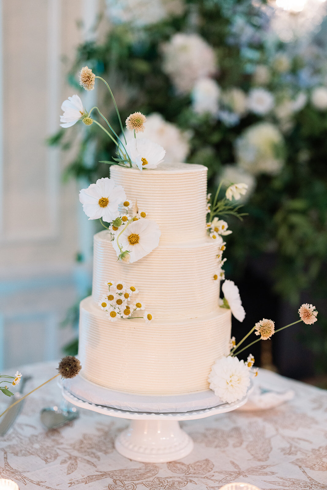white-floral-wedding-cake-at-glen-manor-house
