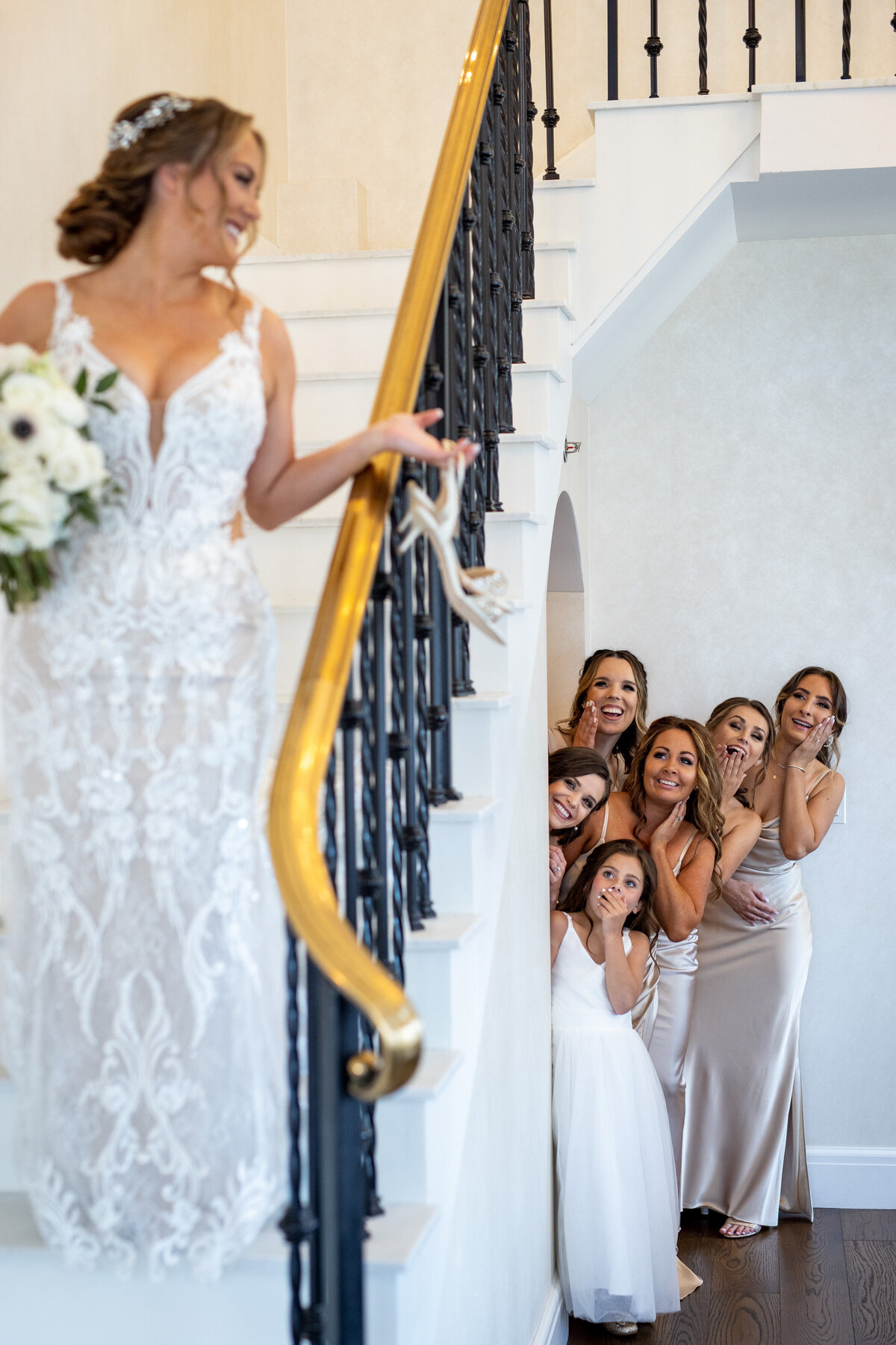 12Intercontinental-Chicago-Hotel-Wedding-Photos-Lauren-Ashlely-Studios