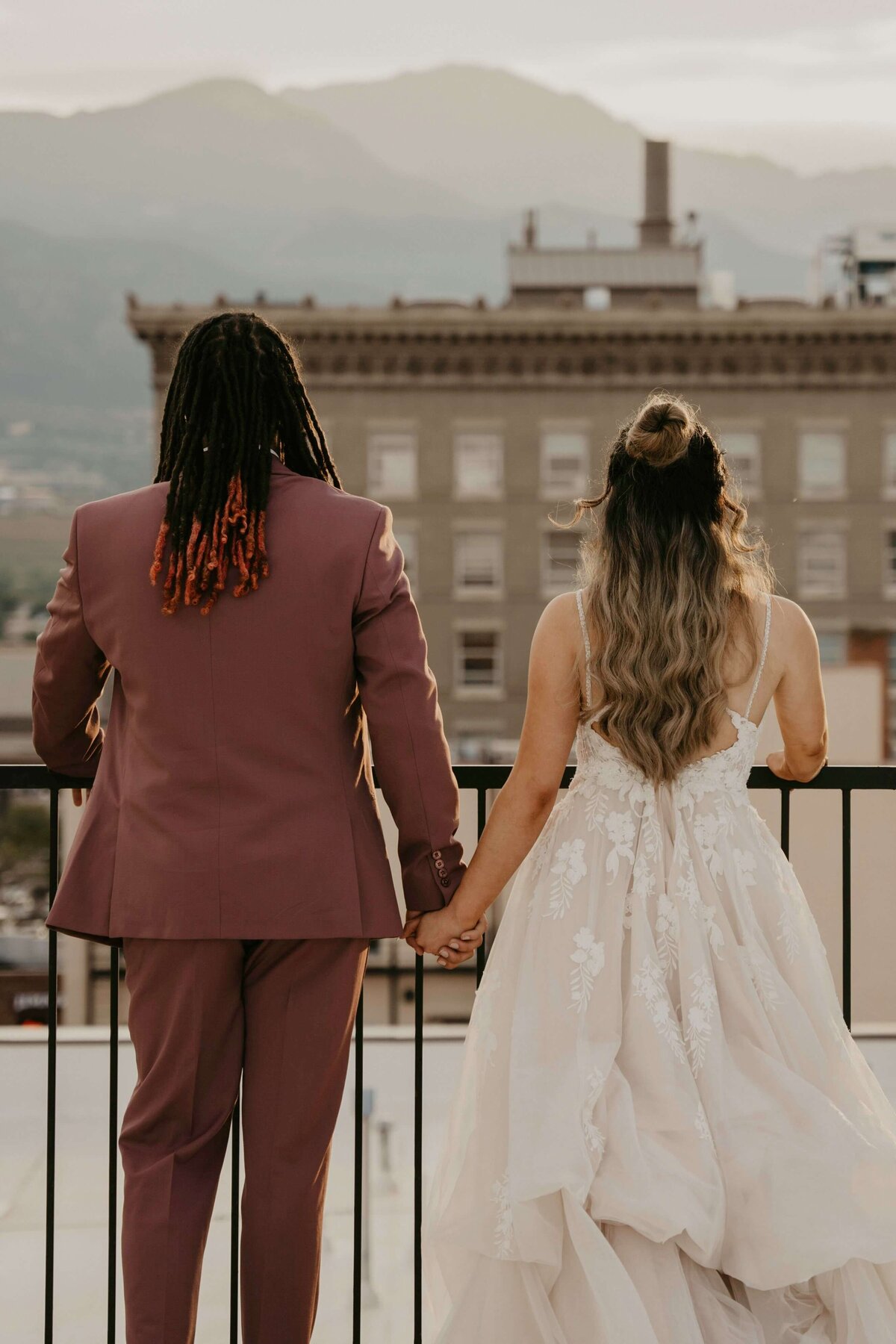 andres-molina-vh0jPPYc6e0-unsplash