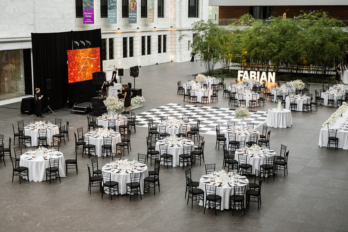 Cleveland Museum of Art Wedding Lindsey Ramdin Best Cleveland Wedding Photographer124