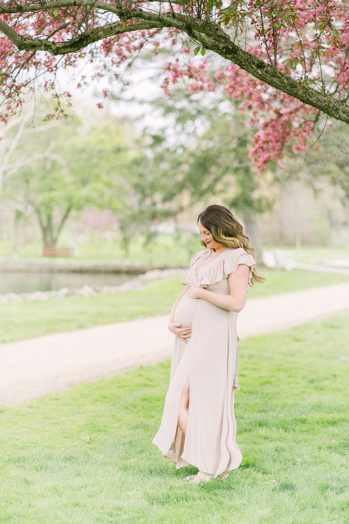 garden maternity session