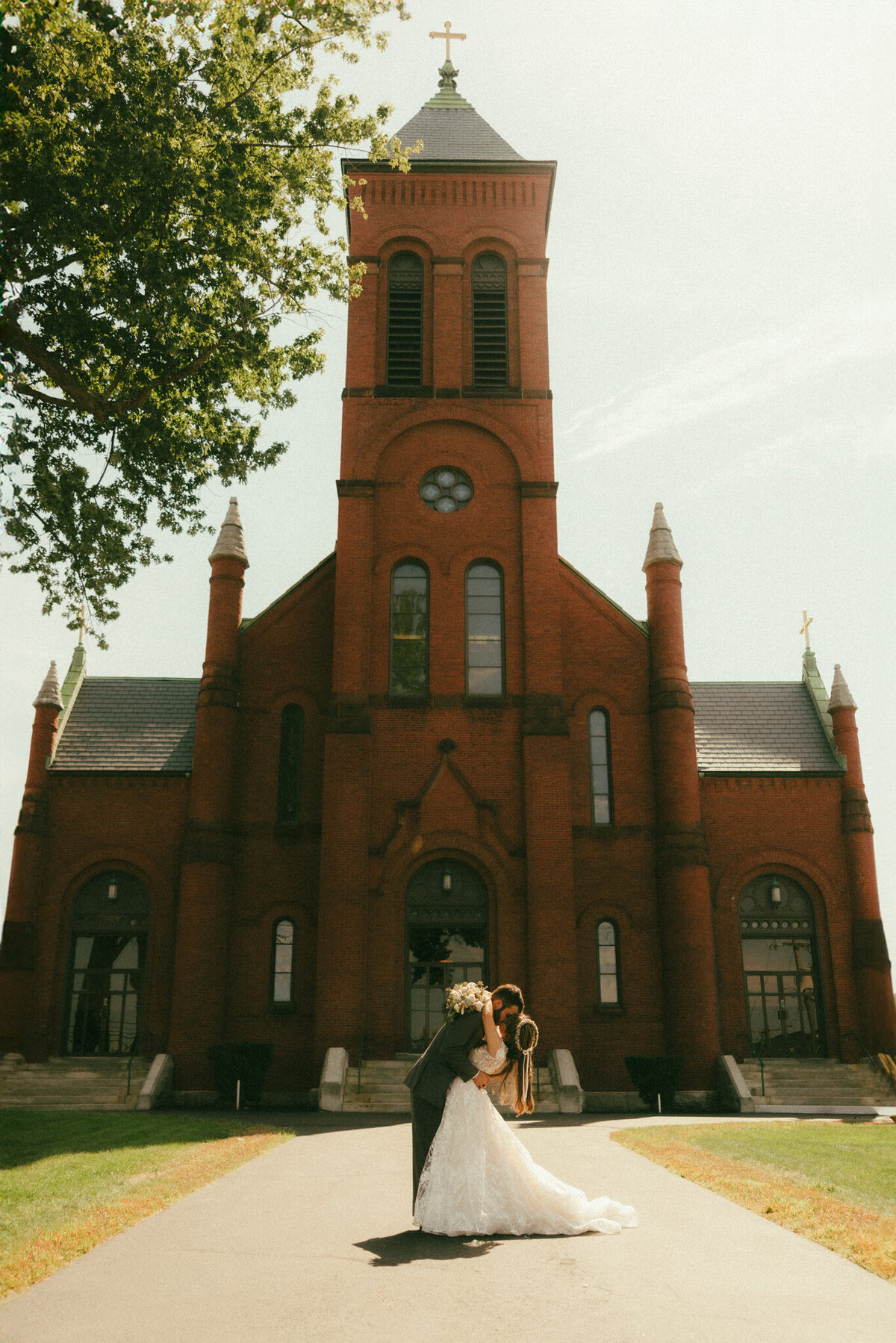 laura-joe-laconia-nh-catholic-wedding-sierra-does-photos-45