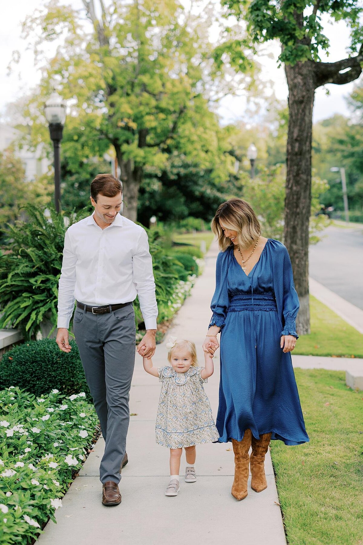 DowntownHuntsvilleFamilyPhotoSessionMadisonMartinPhotography_0014
