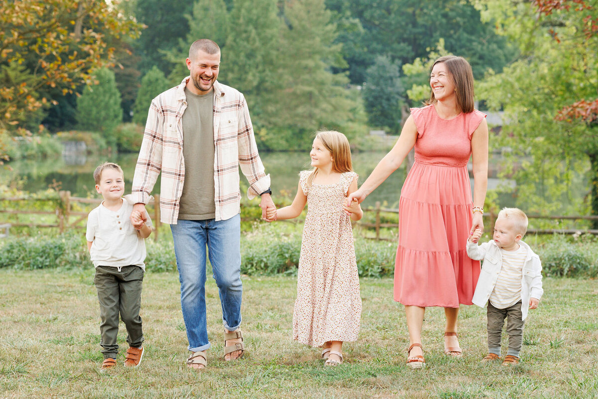 main-line-fall-mini-sessions