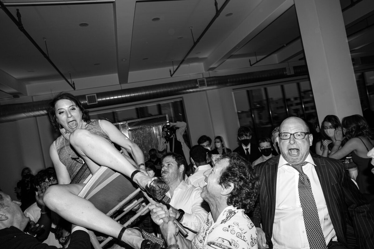 world's-best-Jewish-bat-mitzvah-photographer-kirsten-lewis-lb037