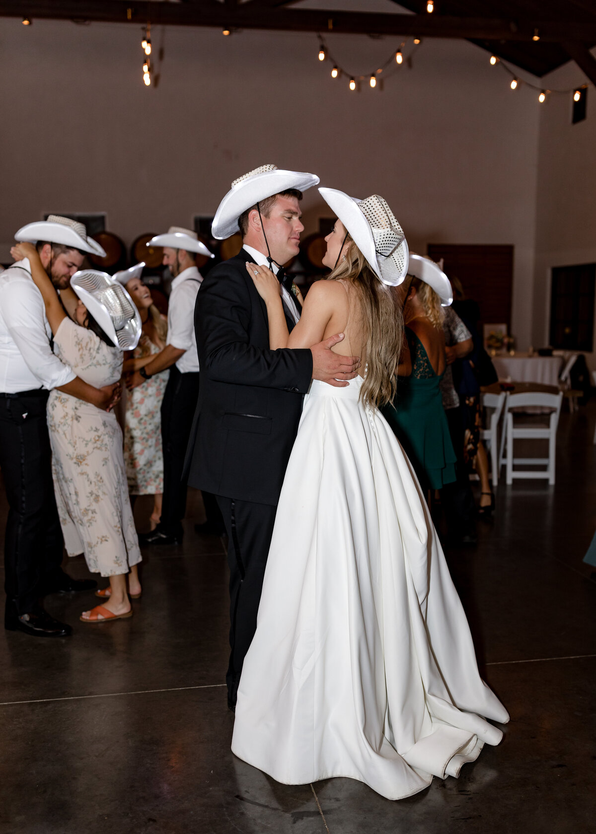 09172022_Hannah+JeremyWedding_ViansaSonomaCA_AnjaJensenPhotography-1348