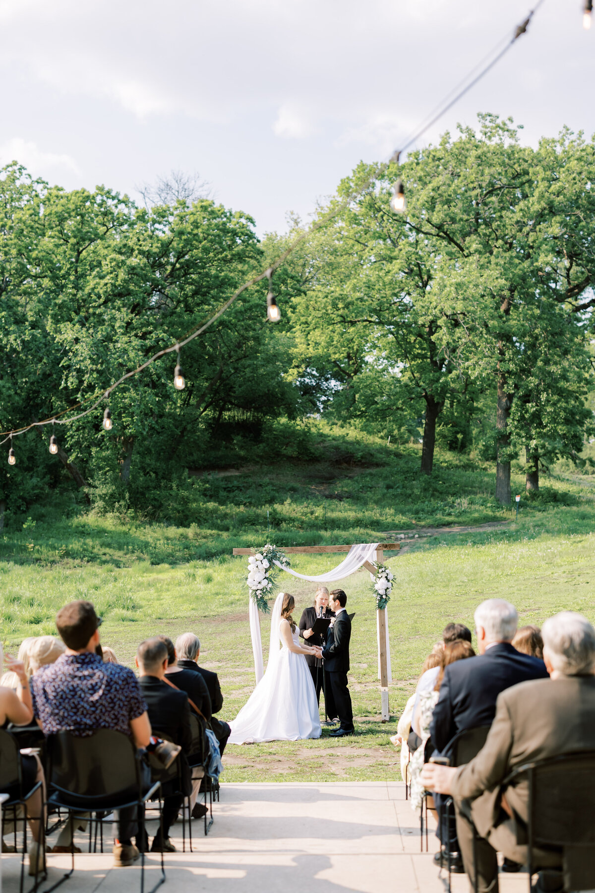 Minneapolis-wedding-photographer-28