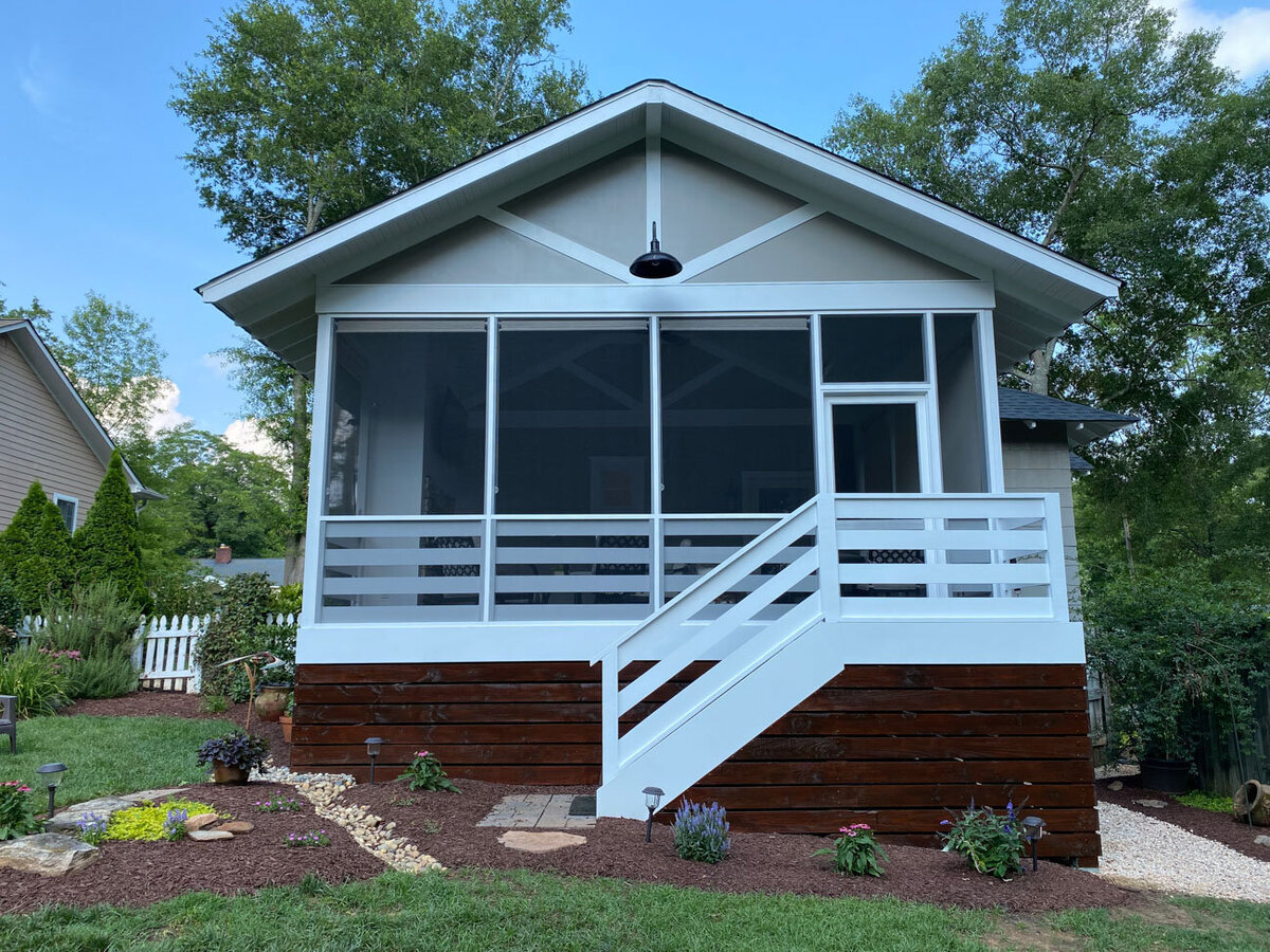 client-screen-porch-reveal-heather-homes29