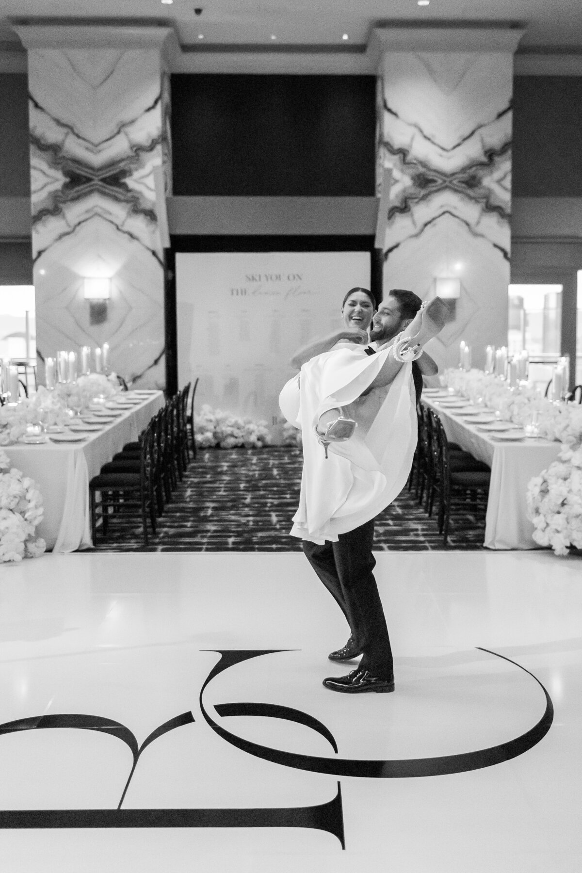 Luxe Black and White Wedding at Palms Casino Resort in Las Vegas - 42